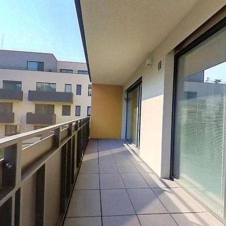 Air-Conditioned 2 Room Apartment, With Terrace, Rovinka 203 Εξωτερικό φωτογραφία