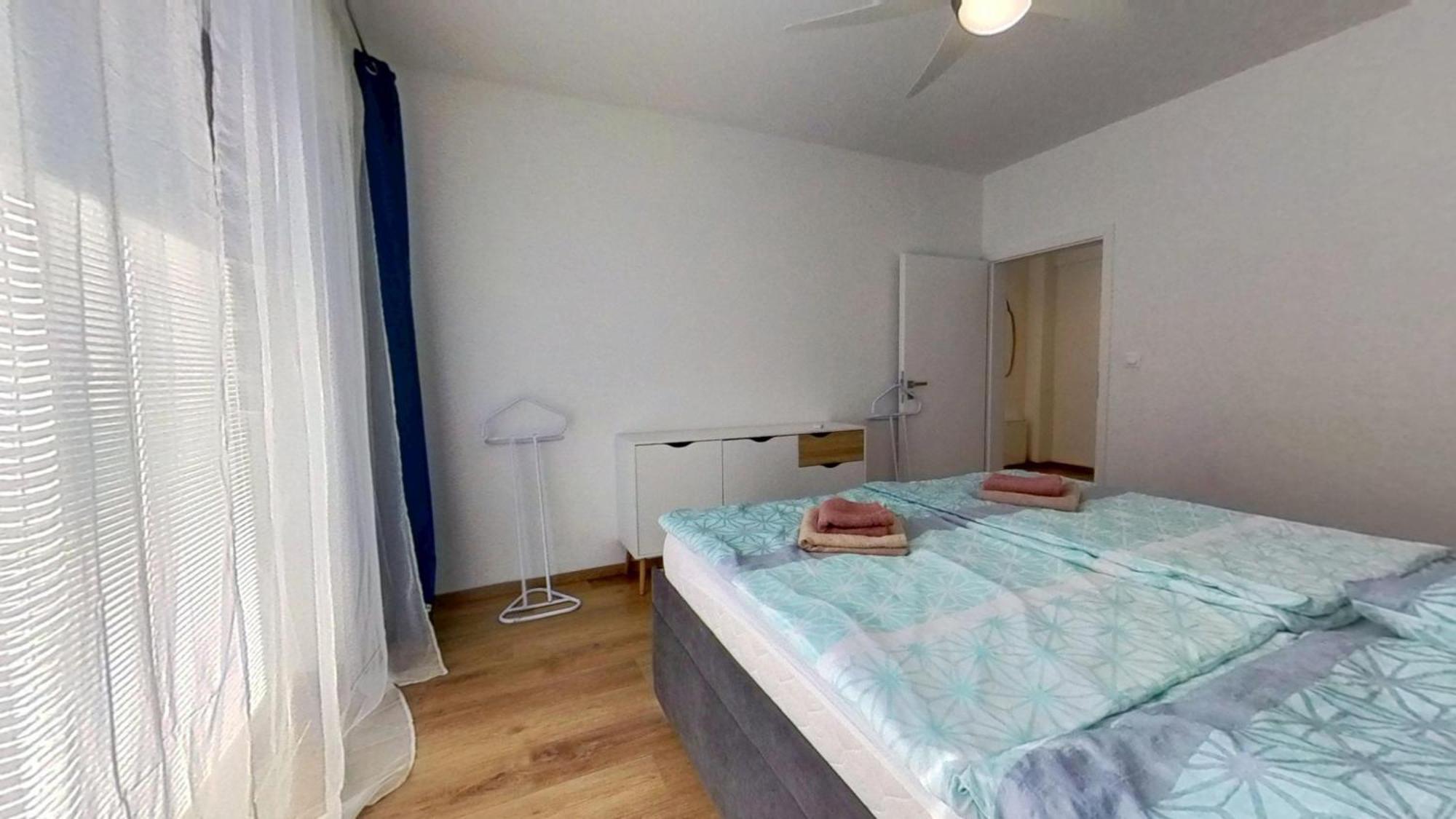 Air-Conditioned 2 Room Apartment, With Terrace, Rovinka 203 Εξωτερικό φωτογραφία