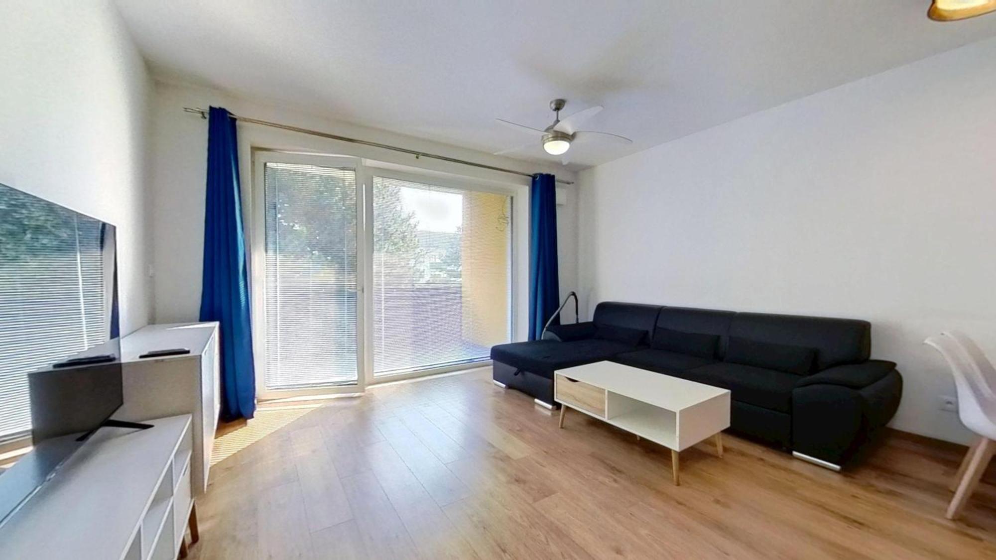 Air-Conditioned 2 Room Apartment, With Terrace, Rovinka 203 Εξωτερικό φωτογραφία